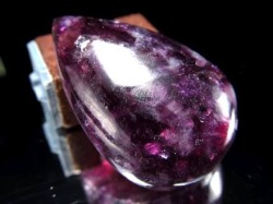 パワーストーン・天然石の卸問屋｜World Stone
