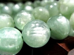パワーストーン・天然石の卸問屋｜World Stone