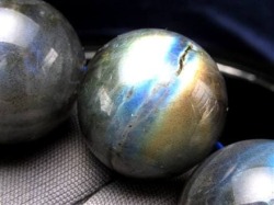 パワーストーン・天然石の卸問屋｜World Stone