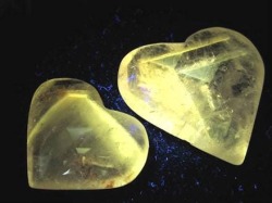 パワーストーン・天然石の卸問屋｜World Stone